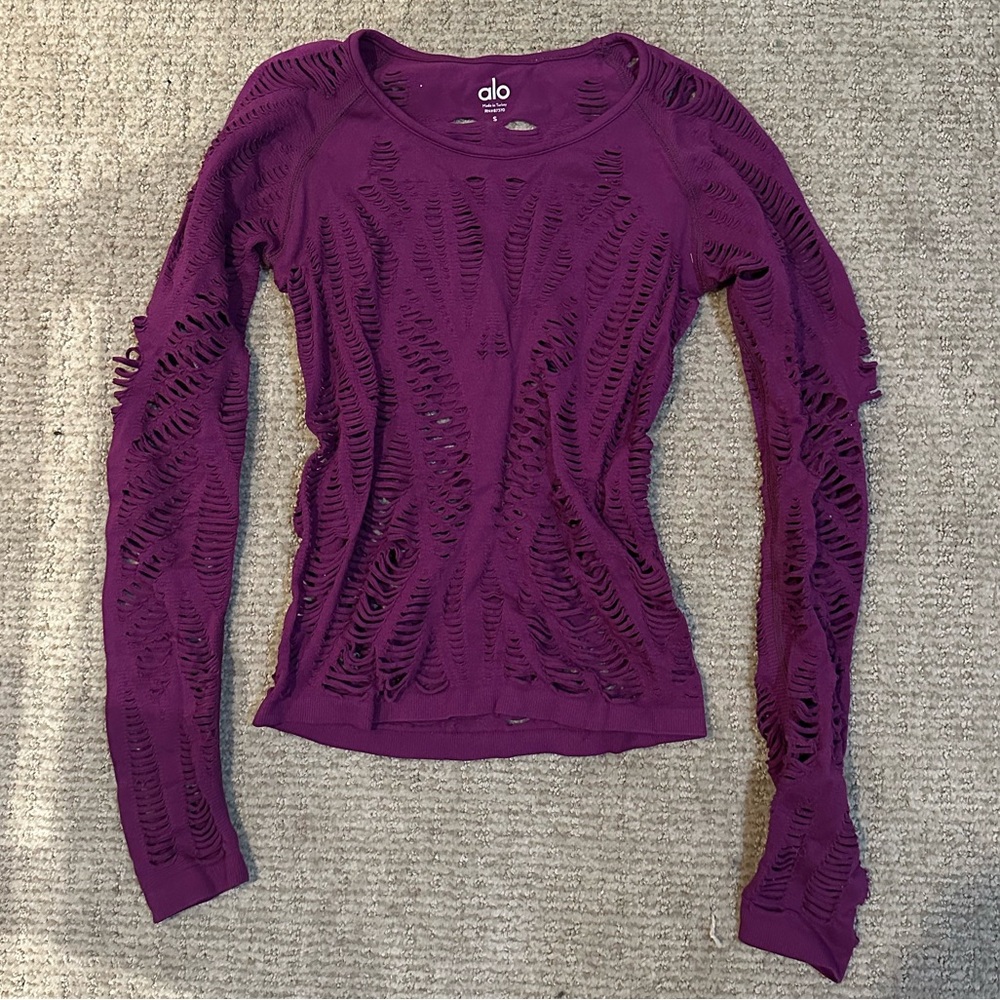 ALO yoga long sleeve purple cut out top